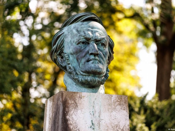 A Wagner Fesztivál a lemondás után visszaállítja a holokauszt emlékművet