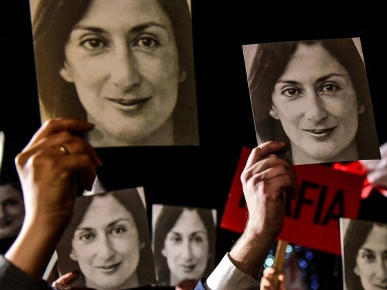 A máltai iparmágnás bíróság elé áll Caruana Galizia meggyilkolása miatt