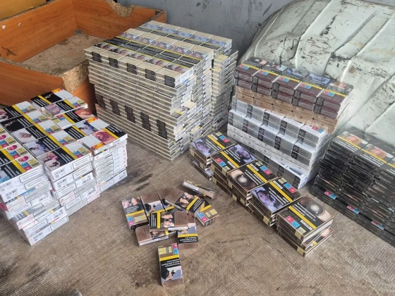 1,6 millió forint értékű cigarettát rejtett el a szerszámosládában, óriási bírságot kapott a NAV-tól – fotók