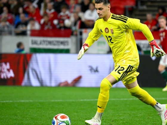 A Barcelonával kezdte meg a felkészülést a magyar válogatott futballista