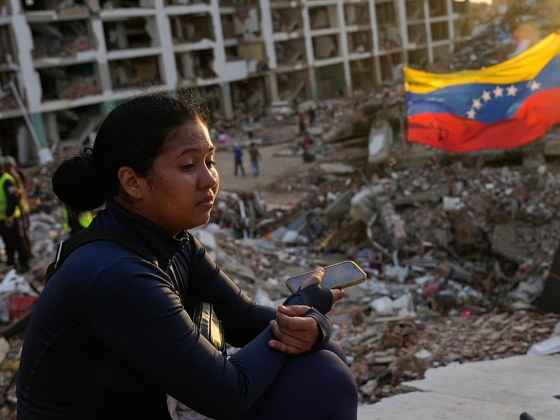 A venezuelai földrengés halálos áldozatainak száma 4490-re nőtt tisztviselők szerint, de az eltűntek számát nem közölték