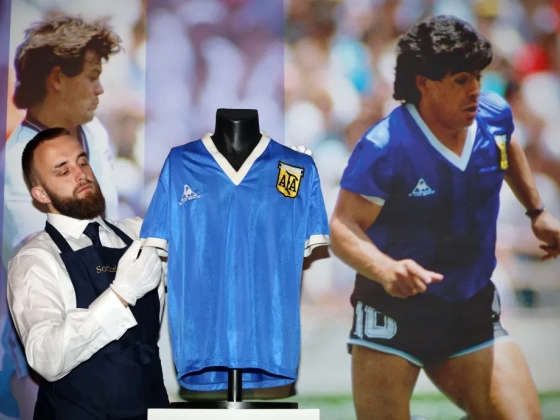 Maradona keze mellett egy utolsó pillanatos mezcsere is kellett az angolok legyőzéséhez 1986-ban