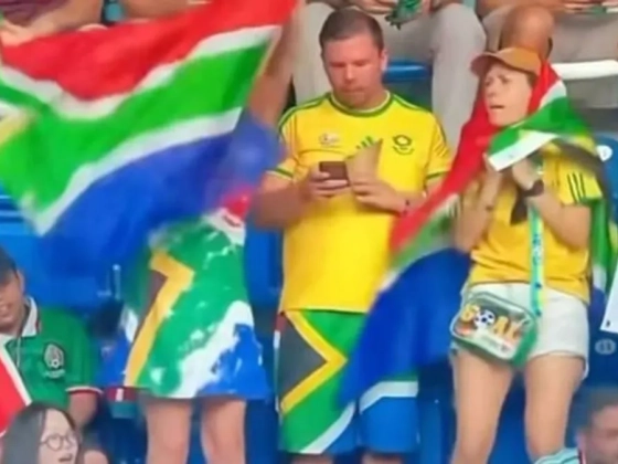 A stadion kamerája lebuktatta őket: egy veszekedő pár miatt robbant fel az internet - videó