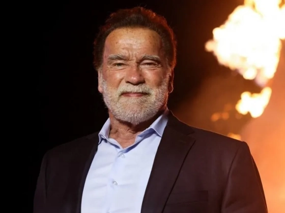 Schwarzenegger feszülős gatyában teker a Budai Várnál: világsztárok lepték el idén nyáron a fővárost