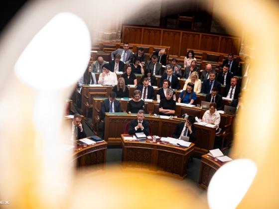 „Azon gondolkodom, hogy van-e önöknél farizeusképző, annyira profin nyomják ezt”