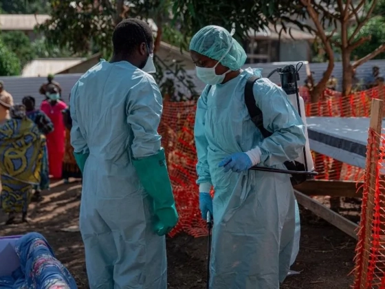 Németországban kezelnek egy újabb ebolás amerikait, a hatóságok is megszólaltak
