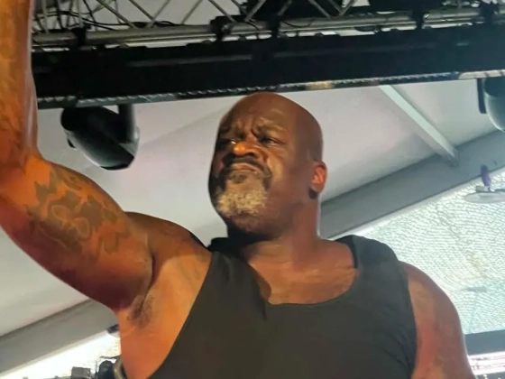 Mindenki csak bámult: nem hiszed el, mit művelt a ruháival Shaquille O’Neal a Hajógyári-szigeten!