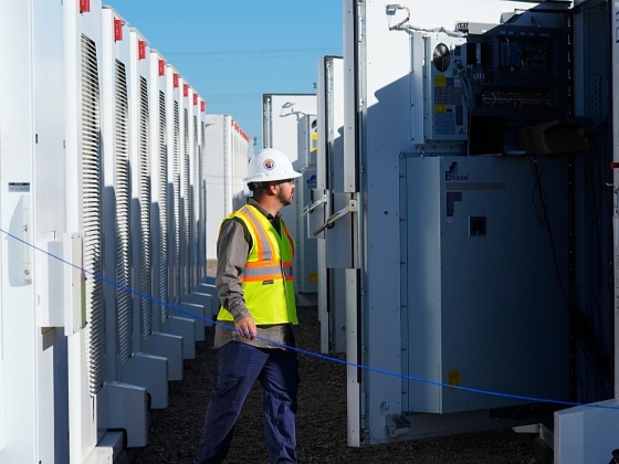 Megmenthetik-e az akkumulátorok az EU elpazarolt megújuló energiáját?