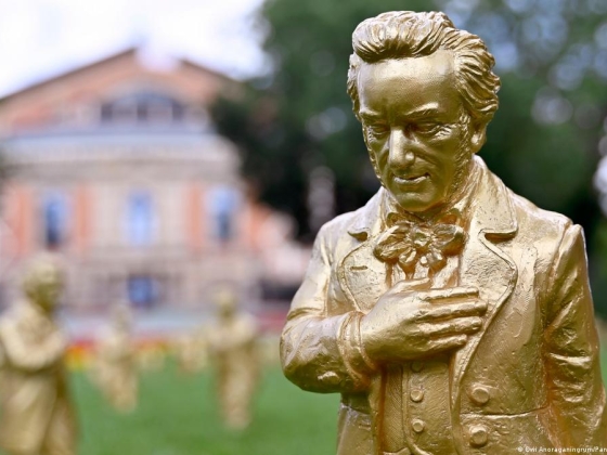 150 éves a Bayreuthi Fesztivál: Szembe kell nézni a problémás örökséggel