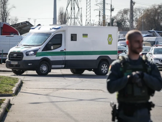 Leváltották a NAV két vezetőjét, a HVG szerint az aranykonvoj-ügy miatt