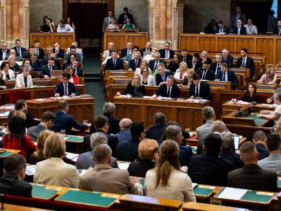 Újabb rendkívüli ülést tart jövő héten a parlament