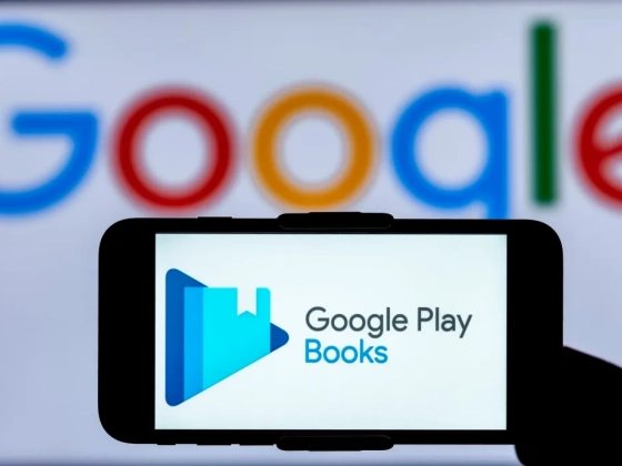 A történelem egyik legnagyobb szerzői jogi jogsértésének elkövetésével vádolja a Google-t több könyvkiadó
