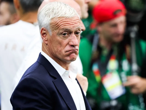 Frusztráció és csalódás, Didier Deschamps így omlott össze a franciák kispadján - galéria