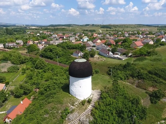 Nagybörzsönytől Tákosig – Mesebeli középkori templomok Magyarországon – Galéria