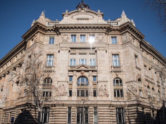 Jó hírt közölt a Magyar Nemzeti Bank azoknak, akik kibercsalás áldozatává váltak