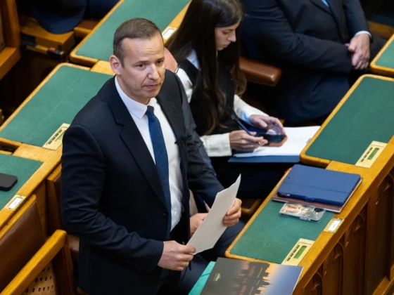 Toroczkai László lelobbistázta a BYD-hoz igazoló Szijjártót