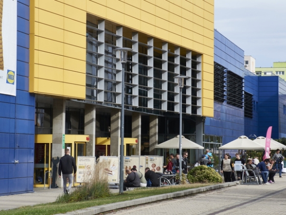 Eszkalálódik az IKEA-sztrájk, csütörtök délután 3-ig folytatódik a munkabeszüntetés