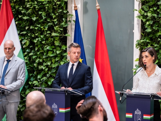 Magyar Péter: A Fidesz jelen formájában valószínűleg nem tud fennmaradni - Kormányszóvivői tájékoztató