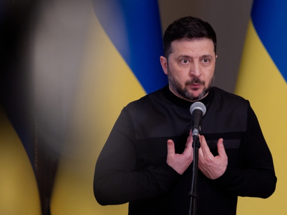 Zelenszkij lecserélné a szupernépszerű védelmi minisztert, az ukránok kiakadtak, tüntetések kezdődtek a nagyvárosokban