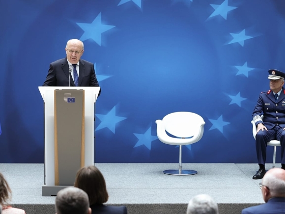 Kubilius üdvözli a „forradalmi” védelmi tervet, de az EP-képviselők gyorsabb bevezetést követelnek