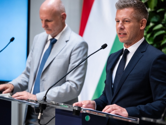 Magyar Péter hazaárulást emlegetett, most úgy tudja, vizsgálat indult Szijjártó Péter ügyében
