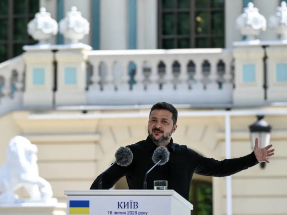 Zelenszkij a védelmi minisztérium és a hadsereg vezetése közötti párbeszéd hiányával indokolta Fedorov leváltását