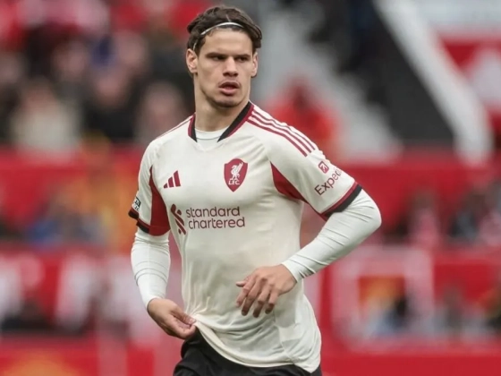 Kerkez Milos leleplezte az új edzőt, ez vár mindenkire Liverpoolban