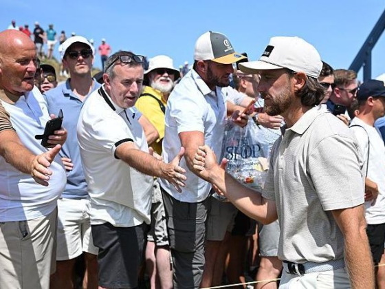 Brown vezeti az angol kontingenst a The Openen, miközben McIlroy küzd