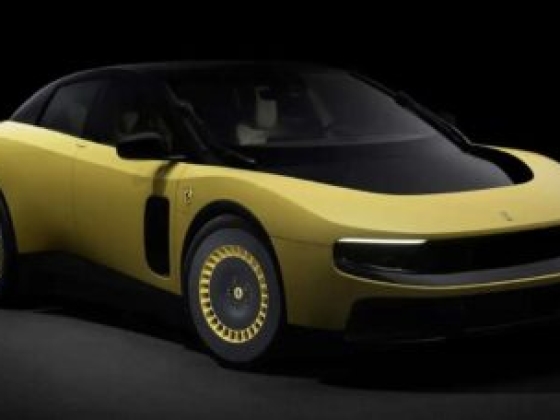 A Ferrari reagált az első elektromos autója körüli botrányt követő kritikákra