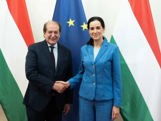 Magyarország erősebb regionális kapcsolatokat szeretne: a külügyminiszter a közlekedést, az energiát és az EU-integrációt emeli ki