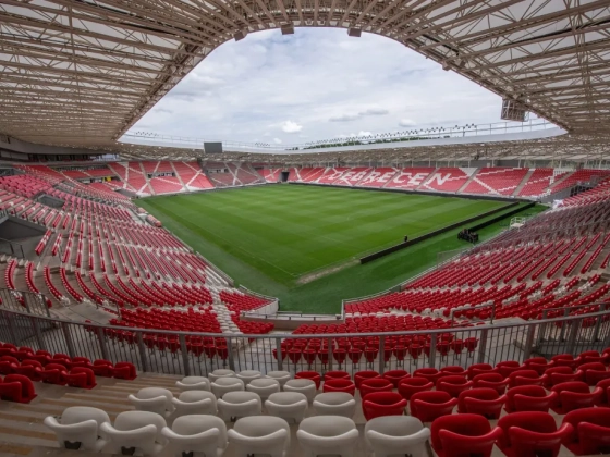 Milliárdokat költött az állam futballstadionokra – a nézők meg öt év után otthon maradtak