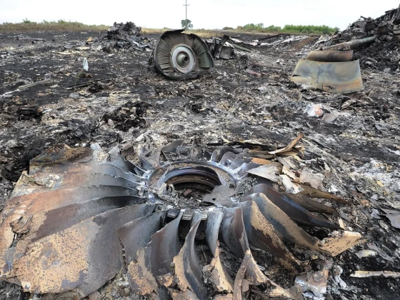 298 ember halt meg, amikor lelőtték a Malaysia Airlines utasszállítóját Ukrajna felett