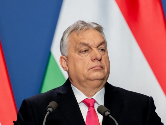 „Van még lejjebb a Fidesznek” – a Political Capital elemzője szerint a párt jó úton halad a vég felé