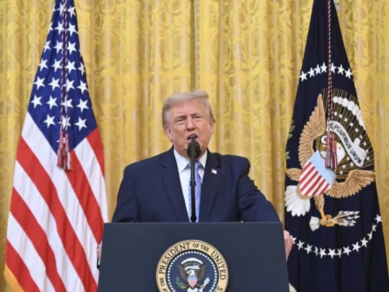 Kínát vádolja Trump
