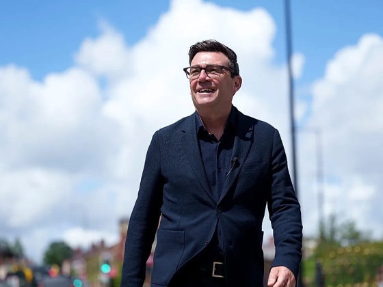 Andy Burnham a Munkáspárt vezetője lesz, mielőtt átveszi az Egyesült Királyság miniszterelnöki posztját