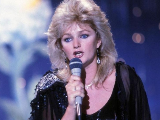 A rajongókat meghívták, hogy vonuljanak fel Bonnie Tyler temetésére