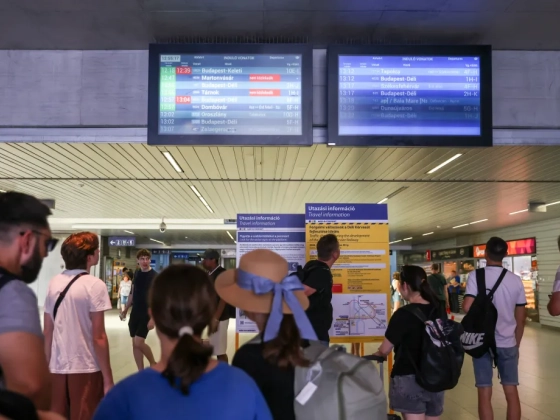 Kevésbé voltak pontosak a vonatok júniusban