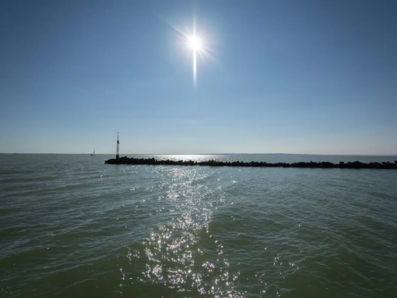 Megtalálták a Balatonban eltűnt kajakos holttestét