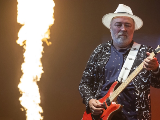 Nem kímélte a Gyöngyhajú lányt feldolgozó Kóbor Lénát az Omega legendája