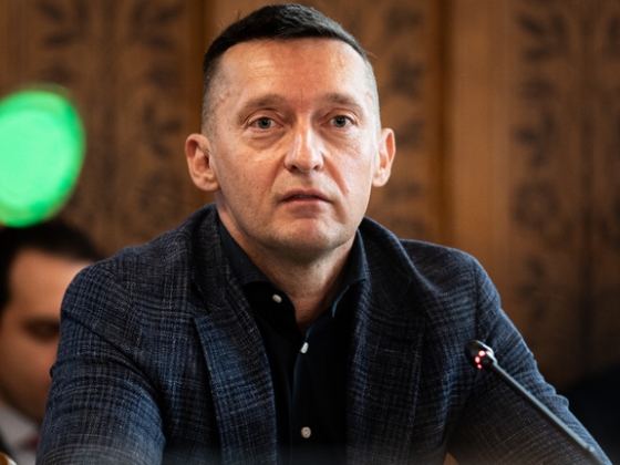 Rogán Antal kihátrált a Káncz Csaba ellen indított rágalmazási eljárásból