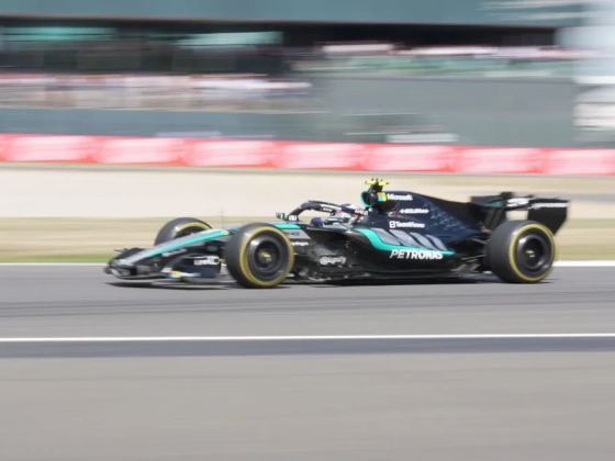 Baleset történt a F1-es Belga Nagydíj szabadedzésén, azonnal félbe kellett szakítani