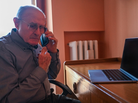 Tízből mindössze három magyar ismeri fel a csalókat, pedig a pénztárcája a tét