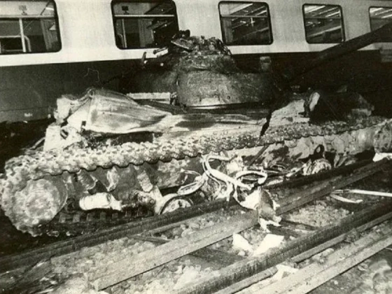 Minden idők legbizarrabb vonatbalesetének főszereplője egy tank volt