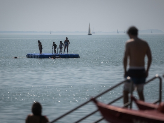Mutatjuk, mely strandokon nem kell belépőt fizetni a Balaton körül