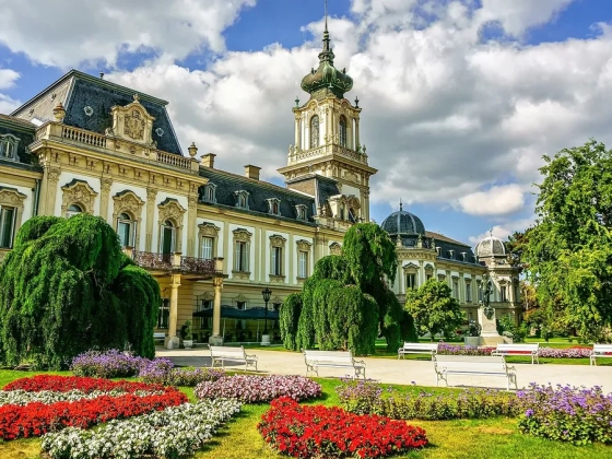 Időutazás a Balatonnál: izgalmas titkokat rejtenek a régió legszebb kastélyai és kúriái