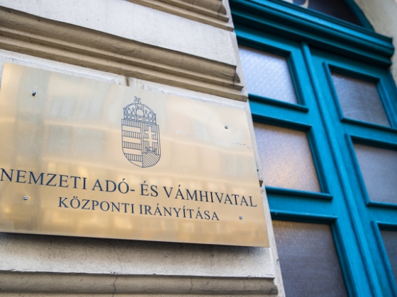A Pénzügyminisztérium közzétette, kit keresnek a NAV élére