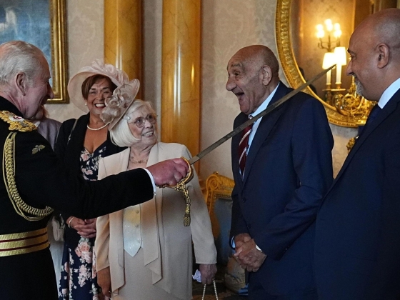 A kitüntetési rendszer korábban túl elegáns volt, de bizonyítom, hogy változás történik