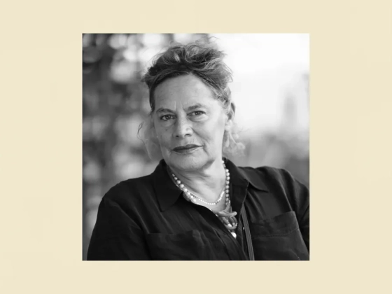 Deborah Levy: Augusztusi kék (részlet)