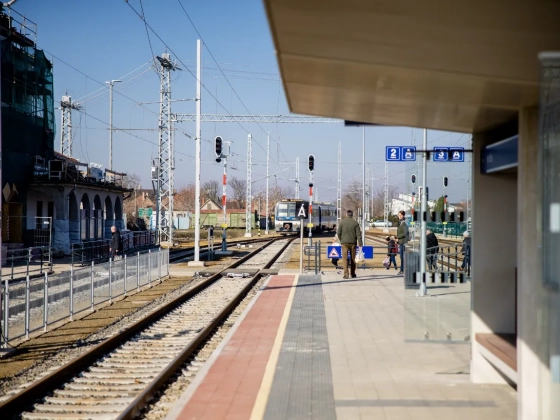 Szoftverprobléma késlelteti a Budapest–Belgrád vasút indulását – mondja a miniszter