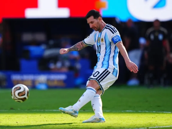 Lionel Messi az utolsó vb-döntőjében Maradona sorsára jutott